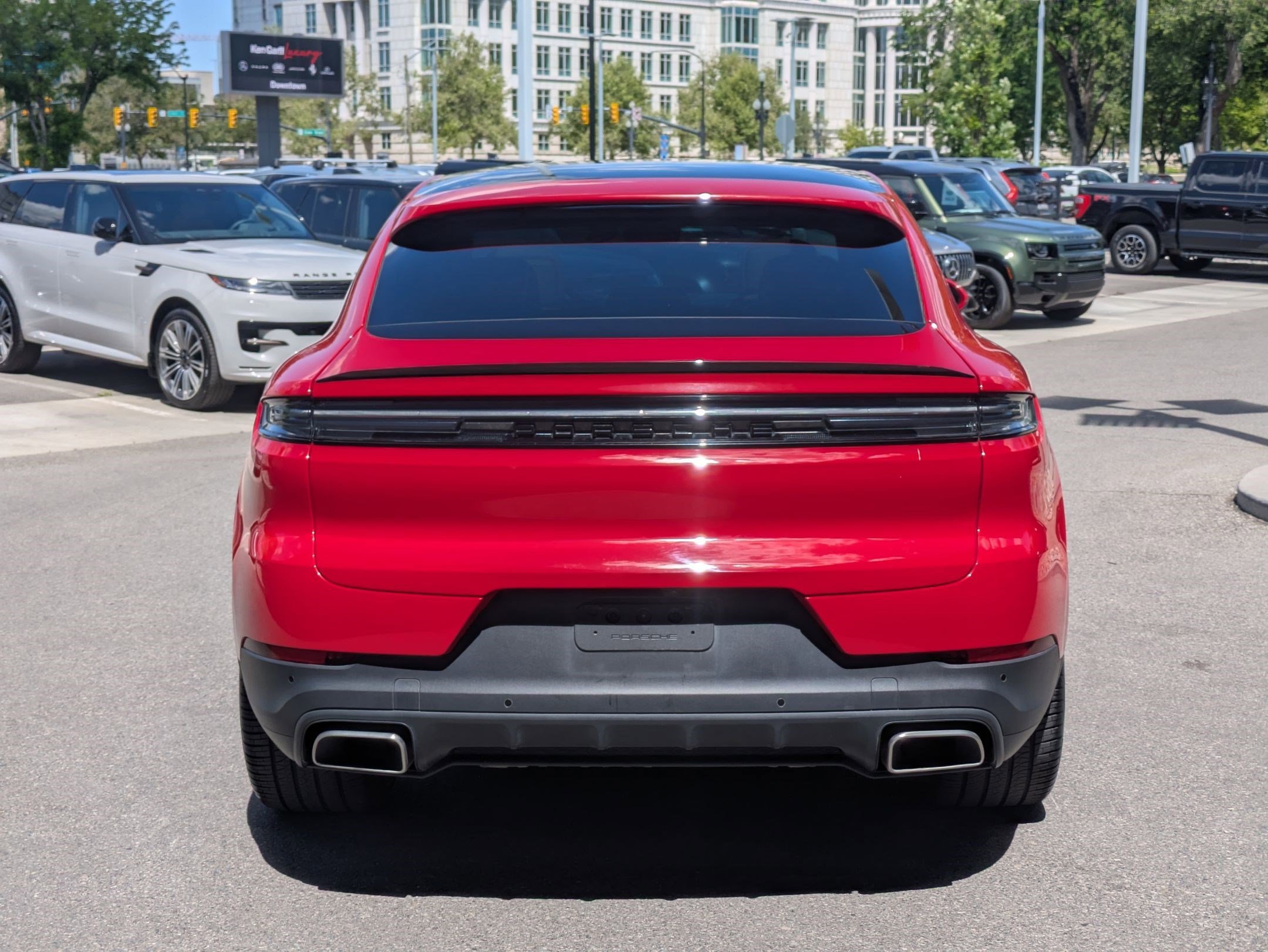 Used 2024 Red Porsche Cayenne Coupé (MY24) image 4