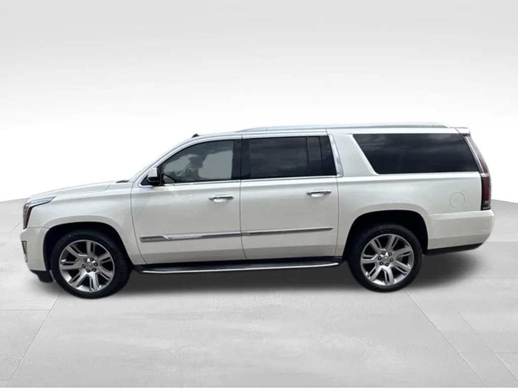 Used 2015 White Diamond Clearcoat Cadillac Luxury image 3
