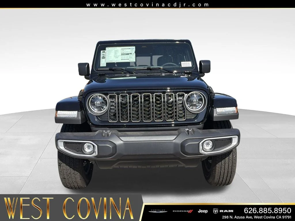 New 2026 Black Clear-Coat Exterior Paint Jeep Sahara image 3