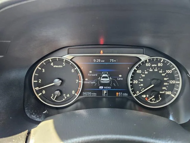 Used 2024 Black Nissan 2.5 SR image 15