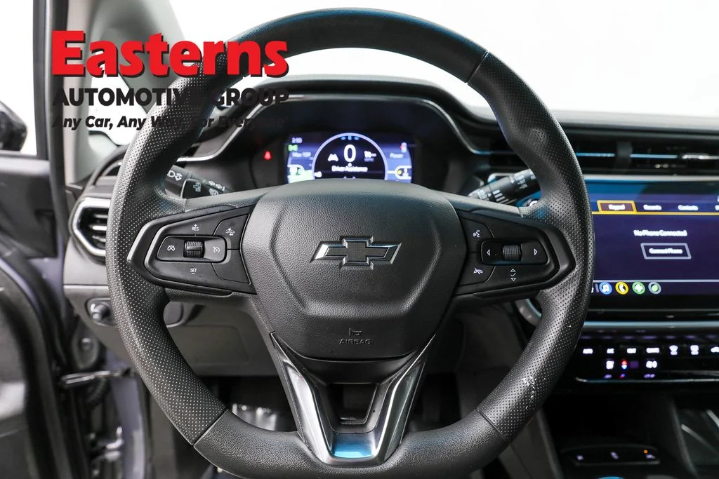 Used 2023 Gray Chevrolet 1LT image 10
