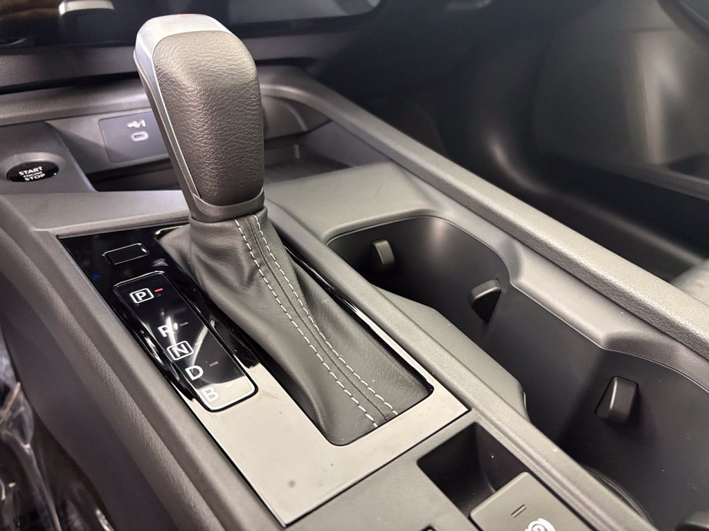 Used 2026 White Nissan SV image 31