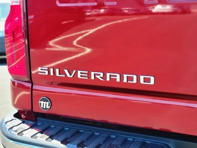 Used 2022 Red Chevrolet LTZ image 12