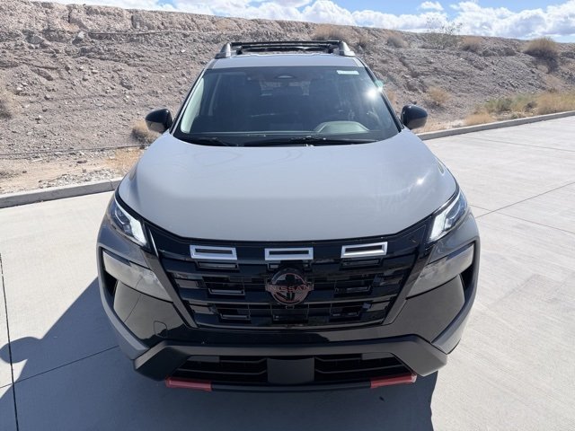 2026 Nissan Rogue SV photo 2