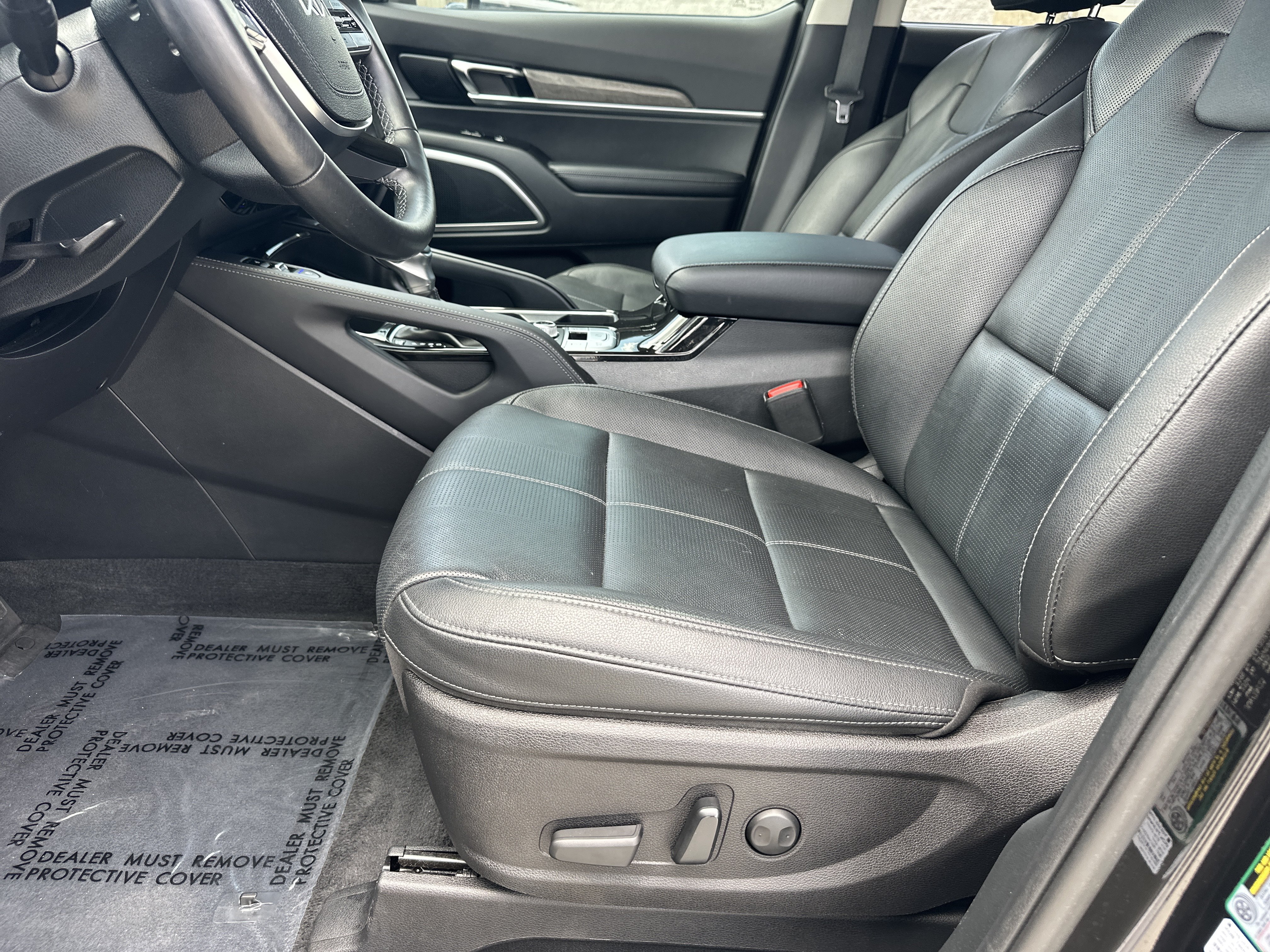 Certified Used 2022 Black Copper Kia EX image 10