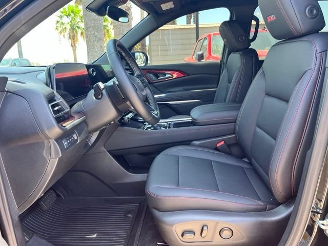 Used 2026 Mosaic Black Metallic Chevrolet Z71 image 19
