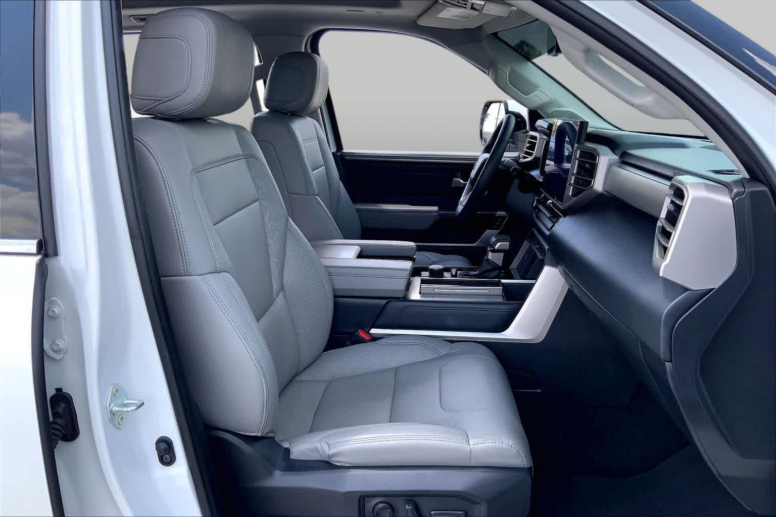 Used 2023 Wind Chill Pearl Toyota Limited image 9