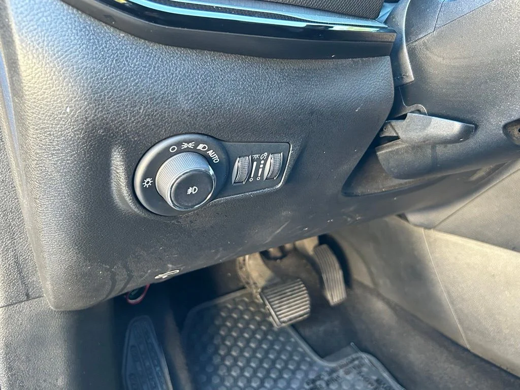 Certified Used 2024 Gray Jeep Trailhawk image 16