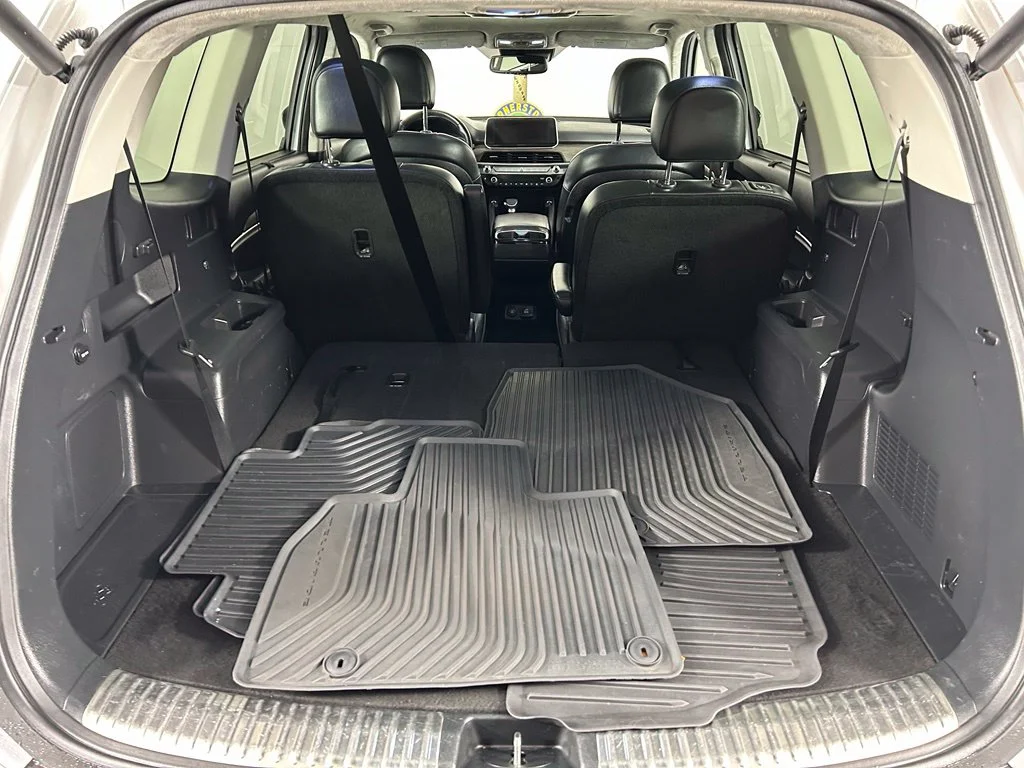 Used 2021 White Kia SX image 22
