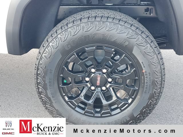 New 2026 Summit White GMC Elevation image 29