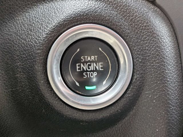 Used 2022 White Chevrolet WT image 27