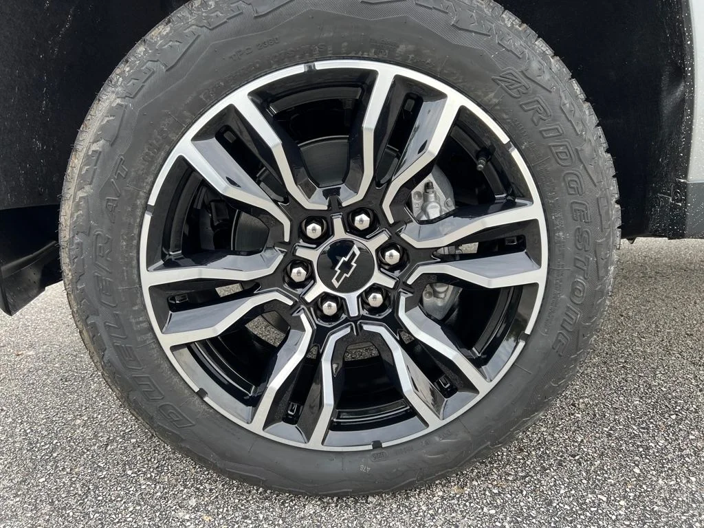 2026 Chevrolet Colorado Z71 - Photo 9