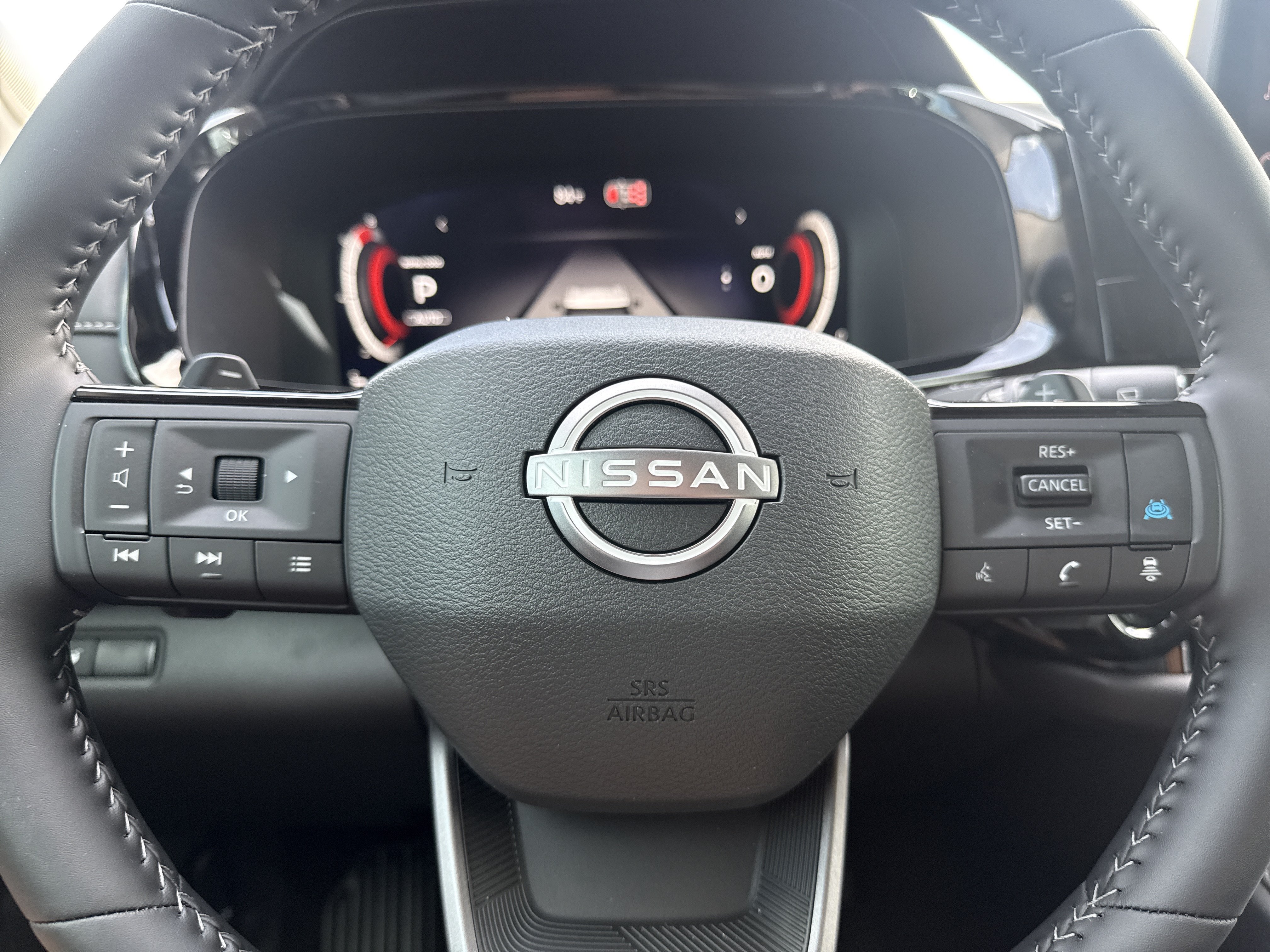 New 2026 Everest White Pearl Tricoat Nissan SL 4WD image 20