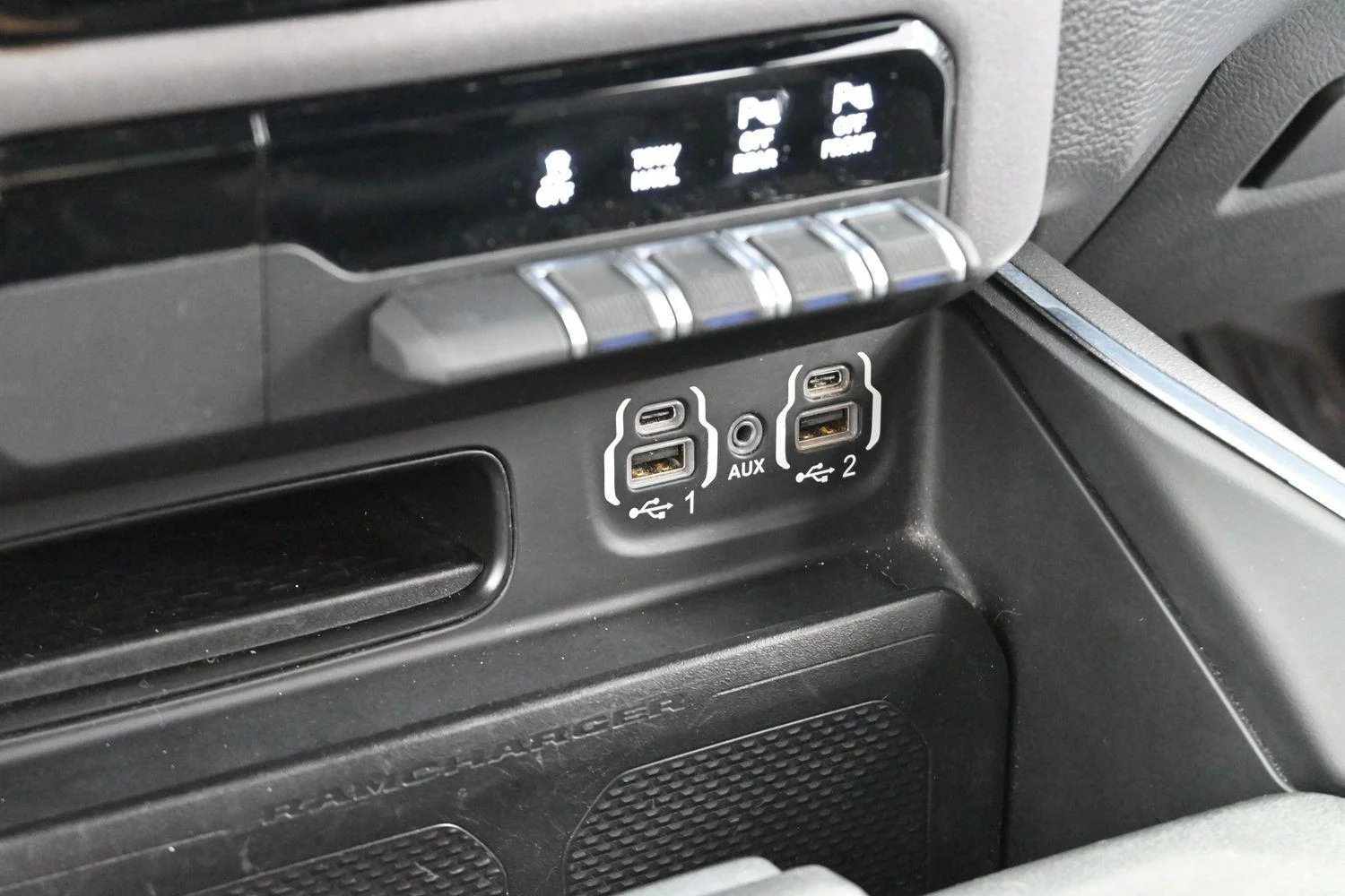 Used 2022 White Ram Laramie image 24