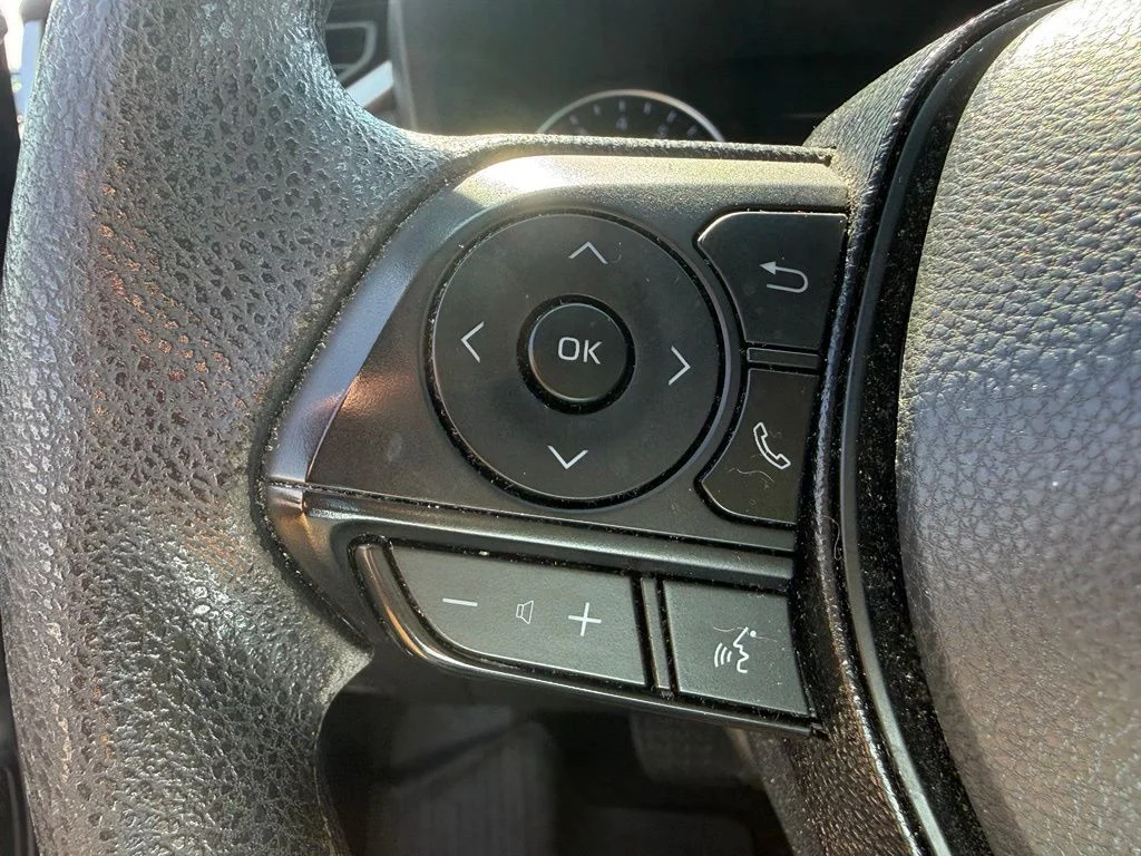 Used 2021 Black Toyota XLE image 16