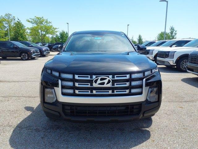 New 2026 Phantom Black Hyundai SE image 3