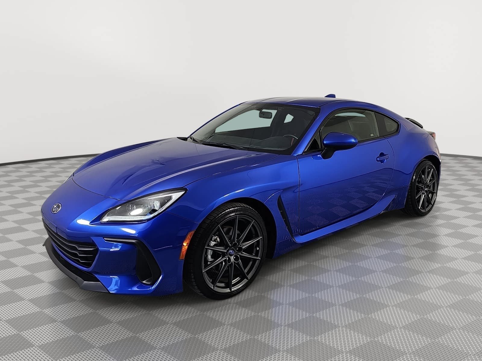Used 2024 Blue Subaru Limited image 4
