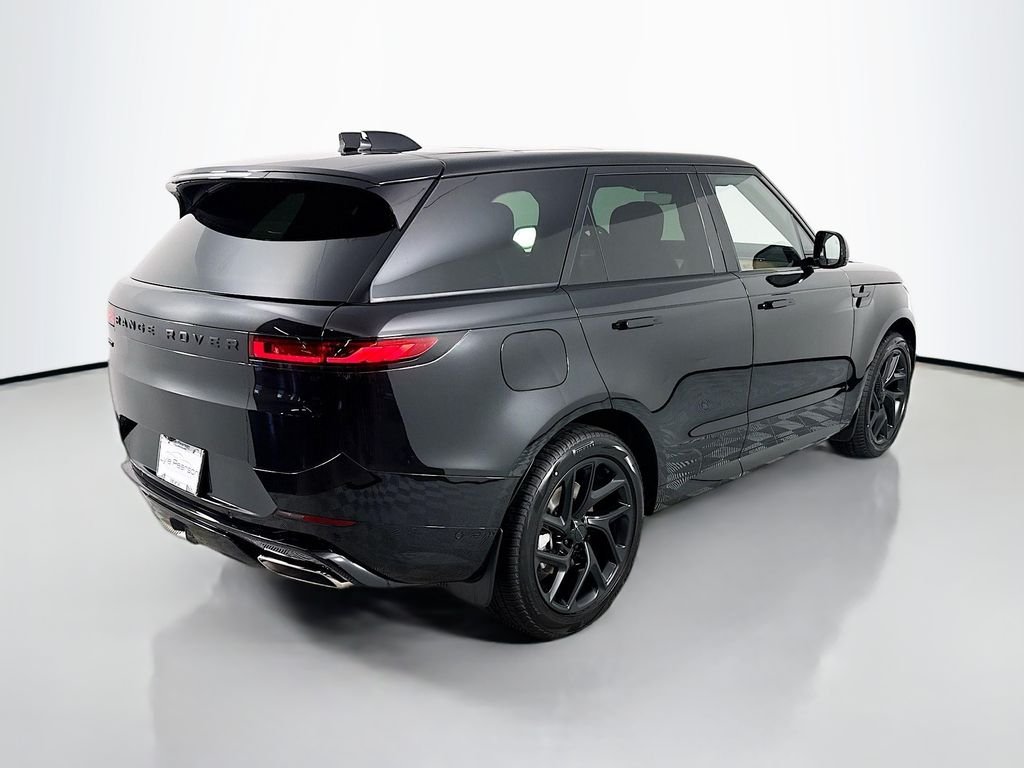 New 2026 Santorini Black Land Rover Dynamic SE image 9