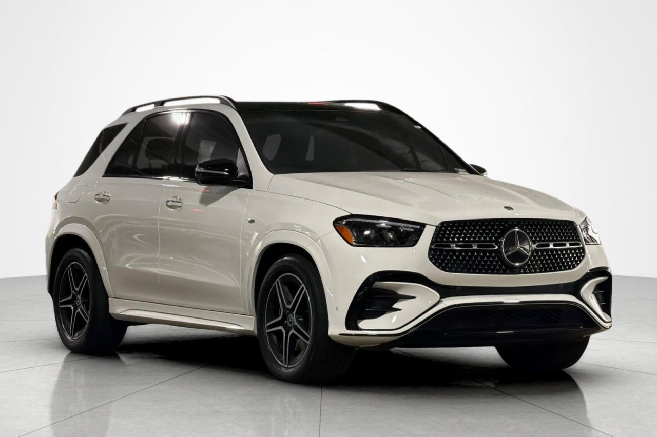 Certified Used 2025 Polar White Mercedes-Benz GLE 450e image 7