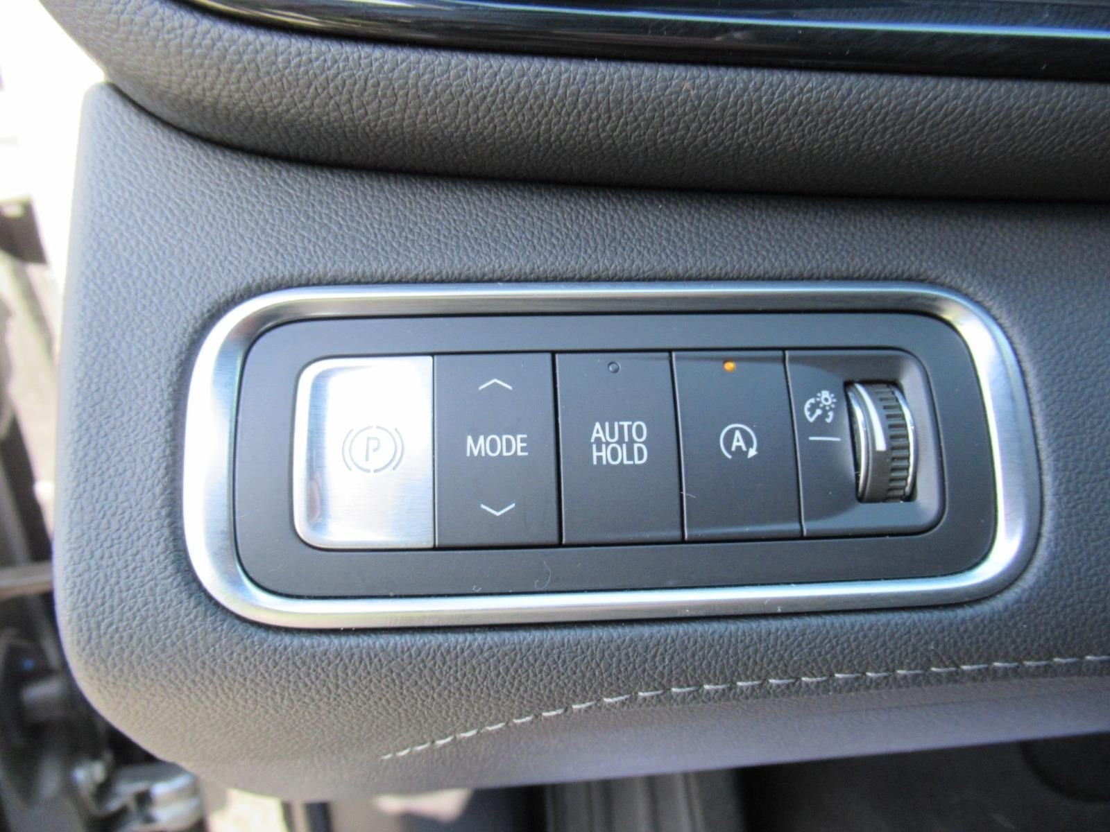 Used 2026 Gray Buick Preferred image 19