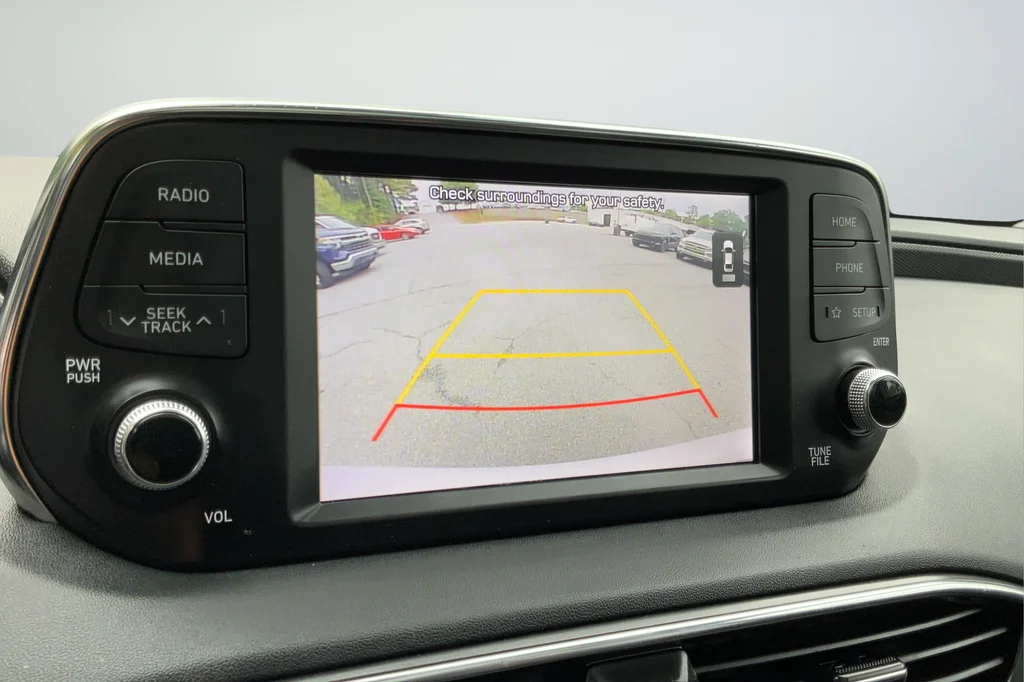 Used 2019 Silver Hyundai Limited image 17