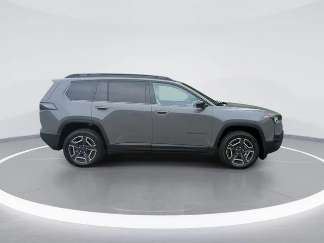 New 2026 Sting-Gray Clear-Coat Exterior Paint Jeep Laredo image 9