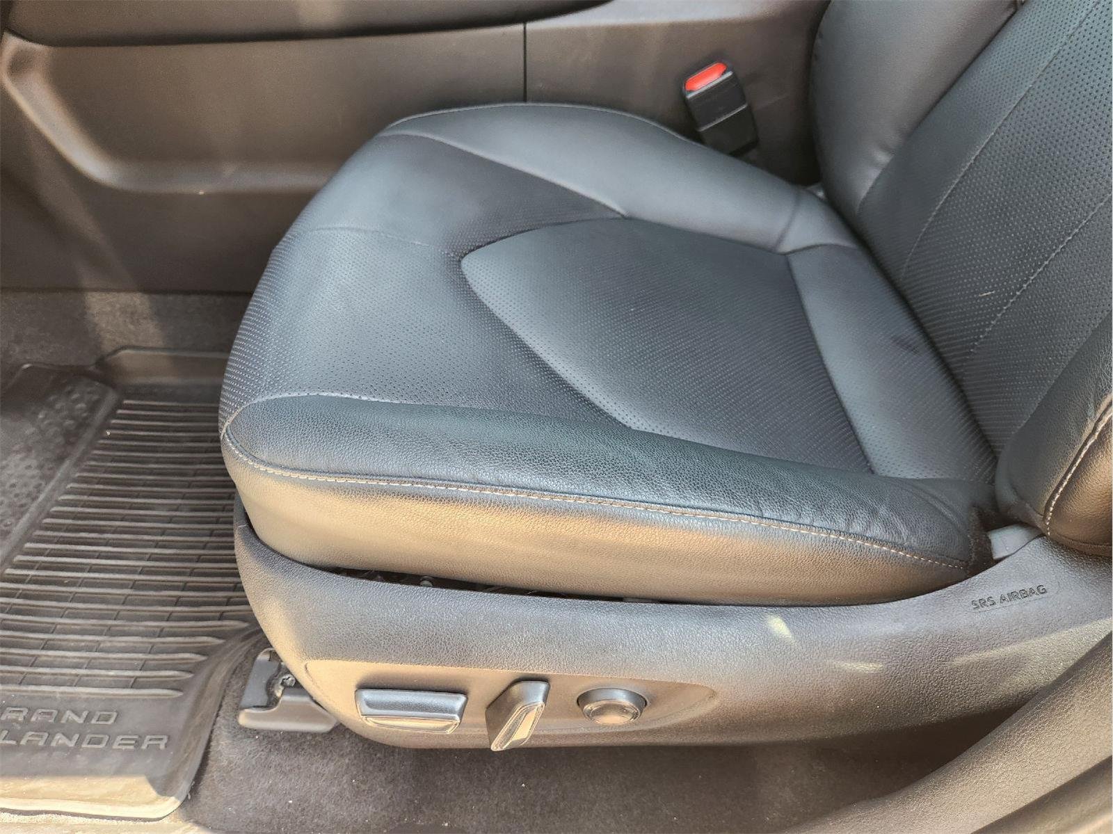 2024 Toyota Grand Highlander Limited - Photo 22