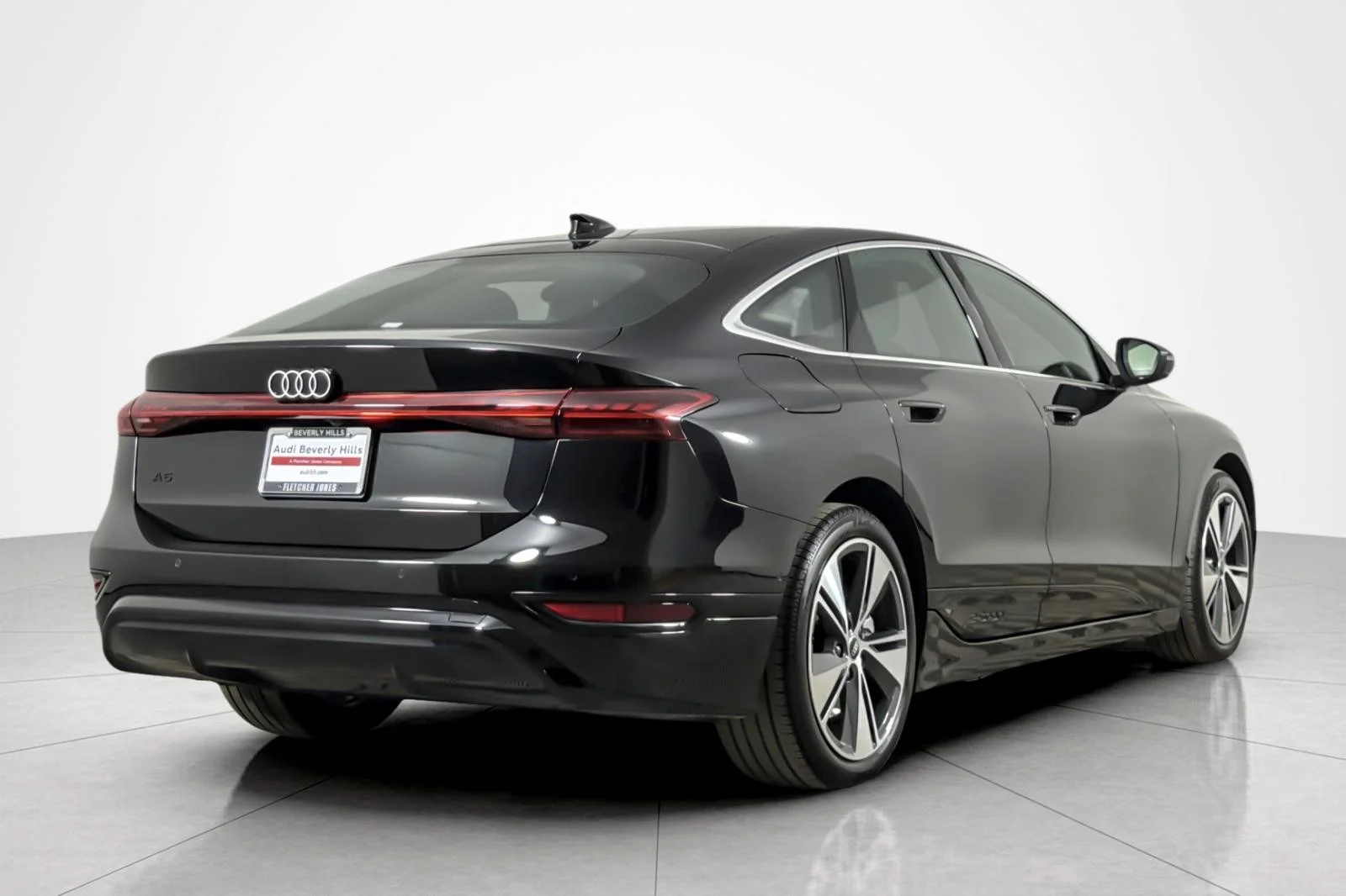 Used 2025 Mythos Black Metallic Audi Premium Plus RWD image 5