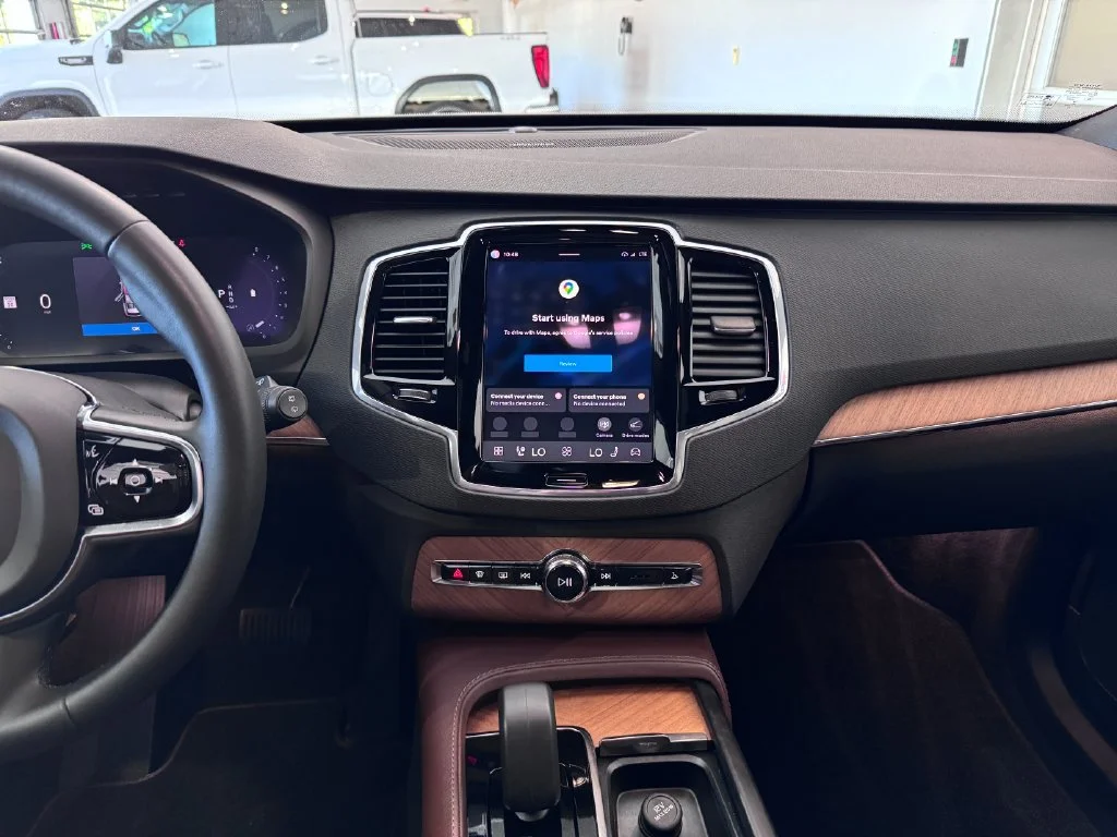 2023 Volvo XC90 Plus - Photo 18