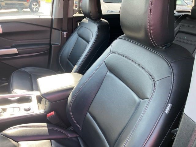 Used 2023 Carbonized Gray Metallic Ford XLT image 11