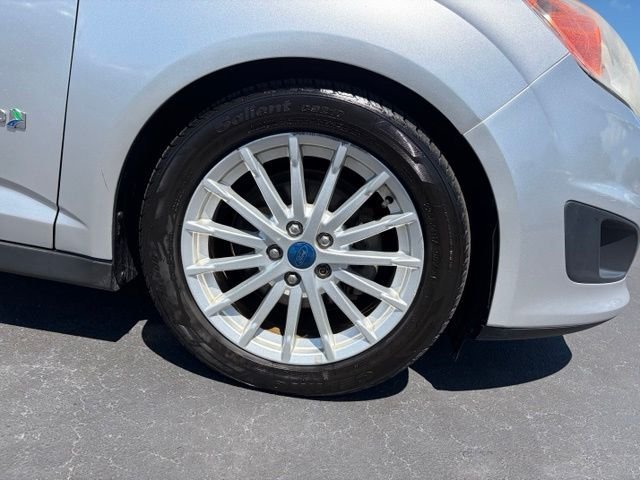 Used 2016 Silver Ford SE image 8
