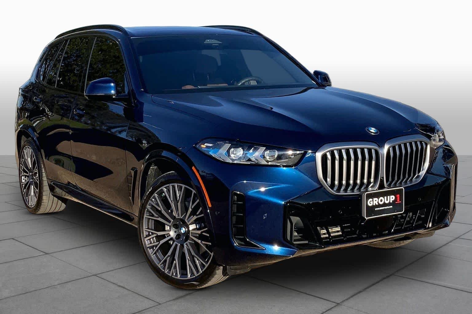 Certified Used 2025 Tanzanite Blue II Metallic BMW xDrive40i image 3