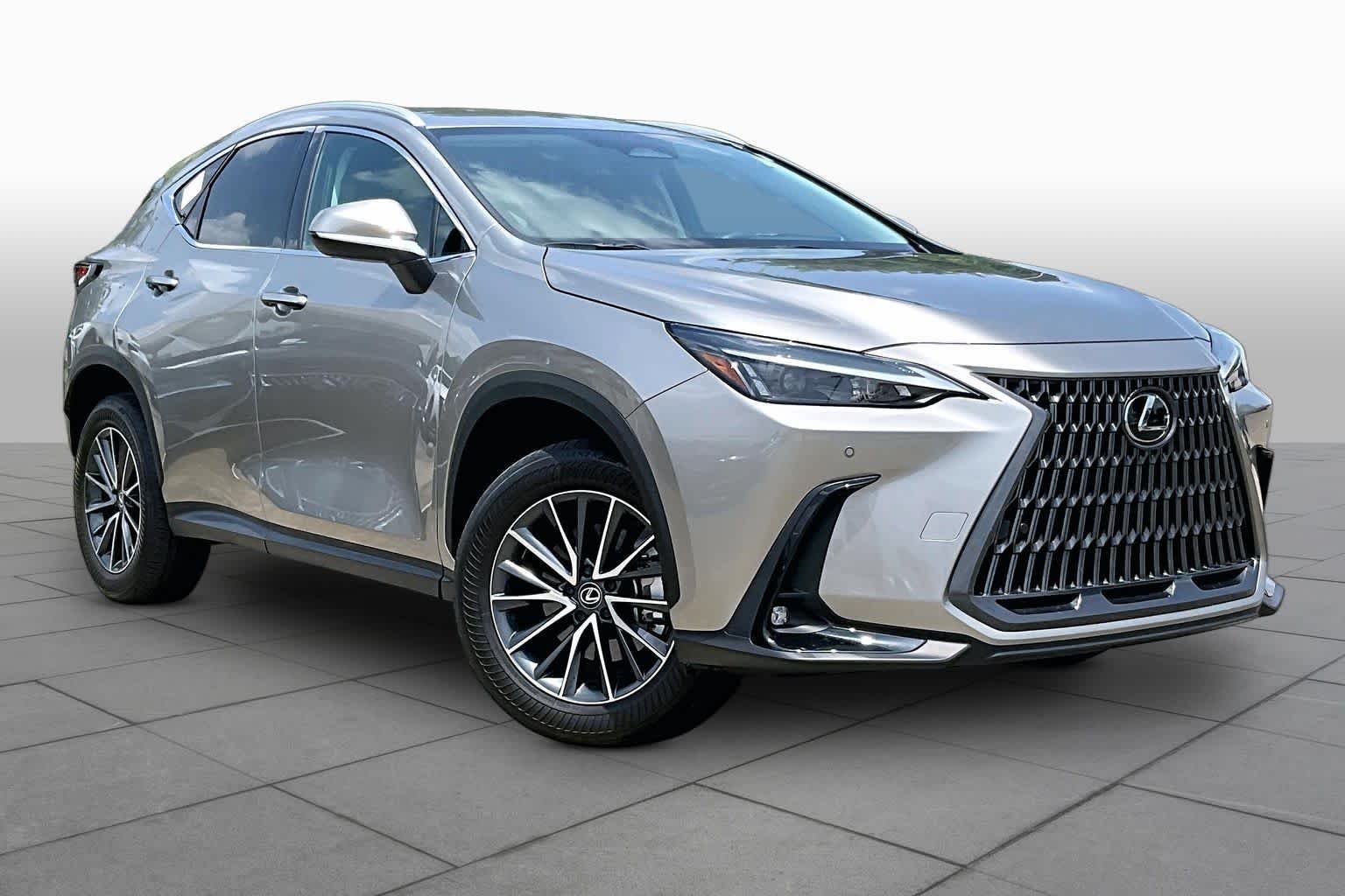 Used 2025 Atomic Silver Lexus  image 3