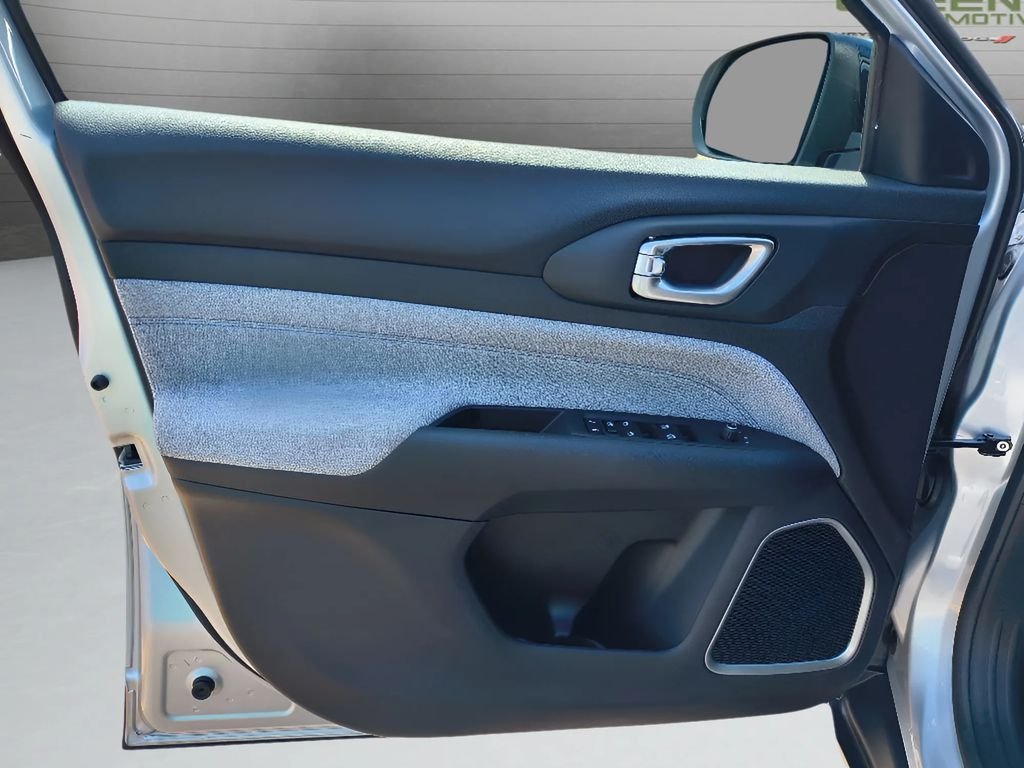 2025 Jeep Compass Latitude - Photo 10