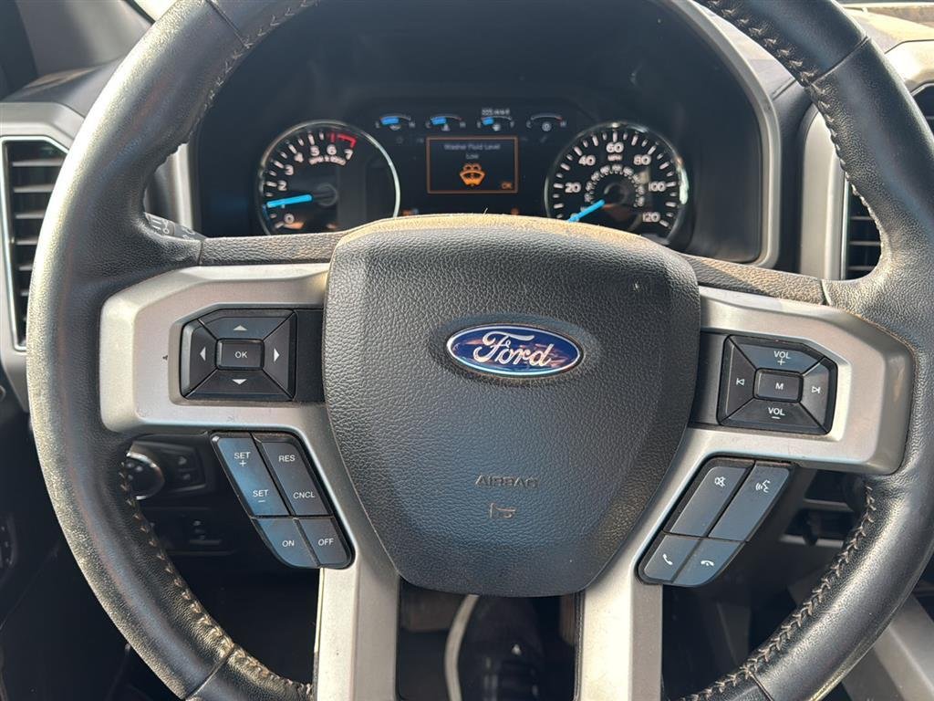 Used 2019 Blue Jeans FORD LARIAT image 12