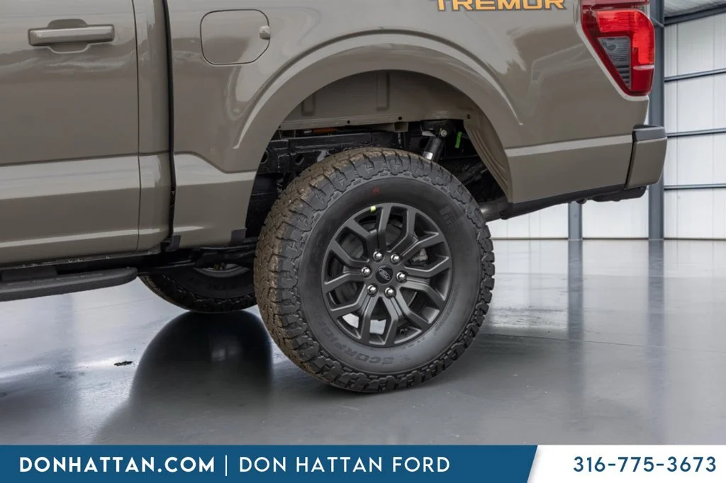 New 2026 Marsh Gray Ford Tremor® image 31