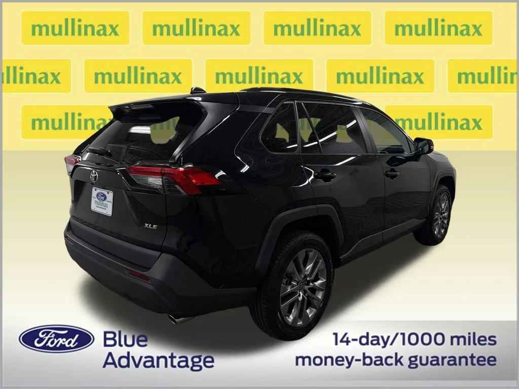 Certified Used 2023 Black Toyota XLE Premium image 3