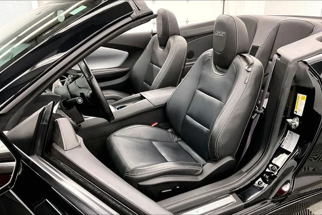 Used 2015 Black Chevrolet SS image 22