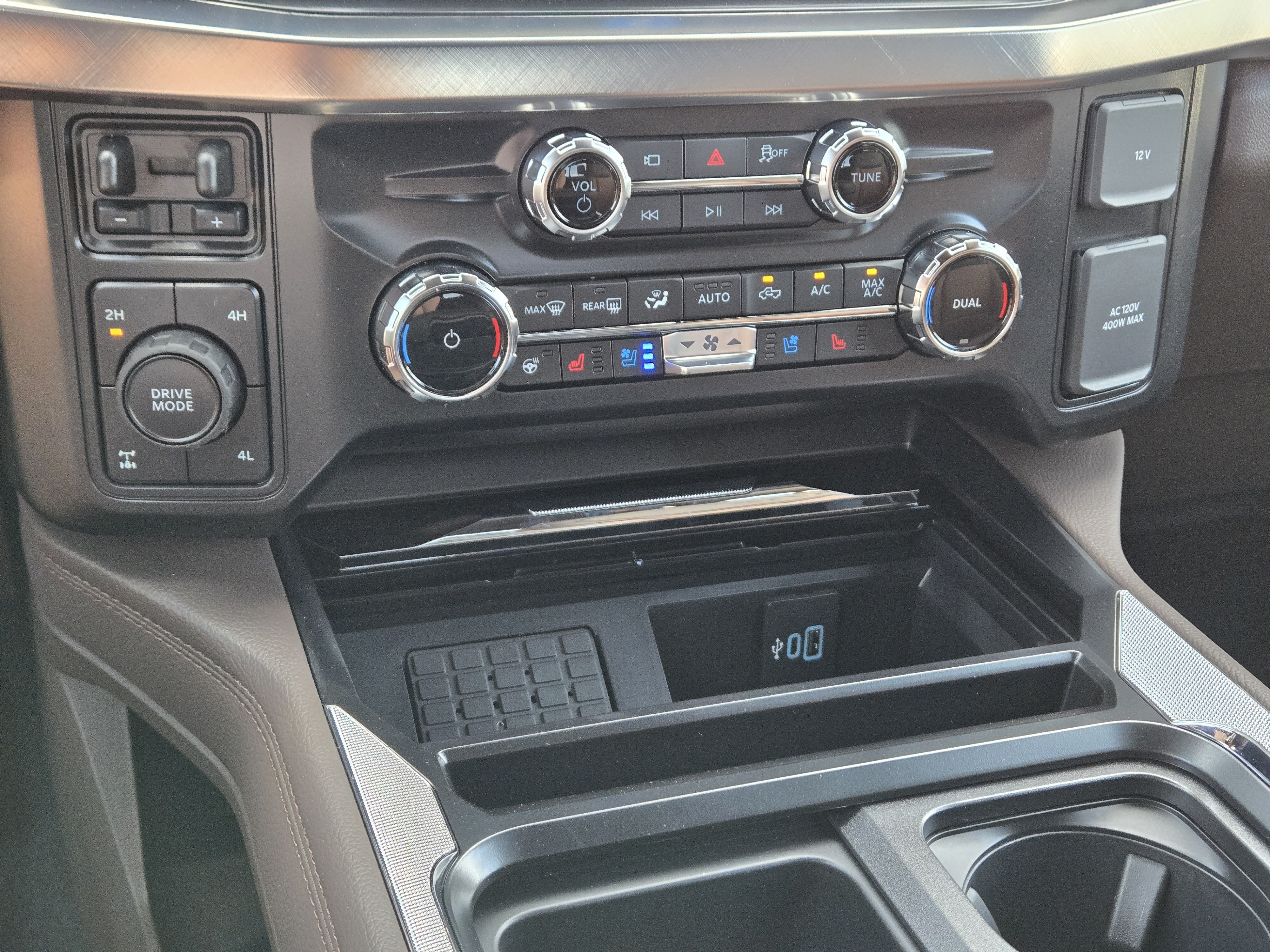 New 2026 Agate Black Metallic FORD F-350® King Ranch® image 33