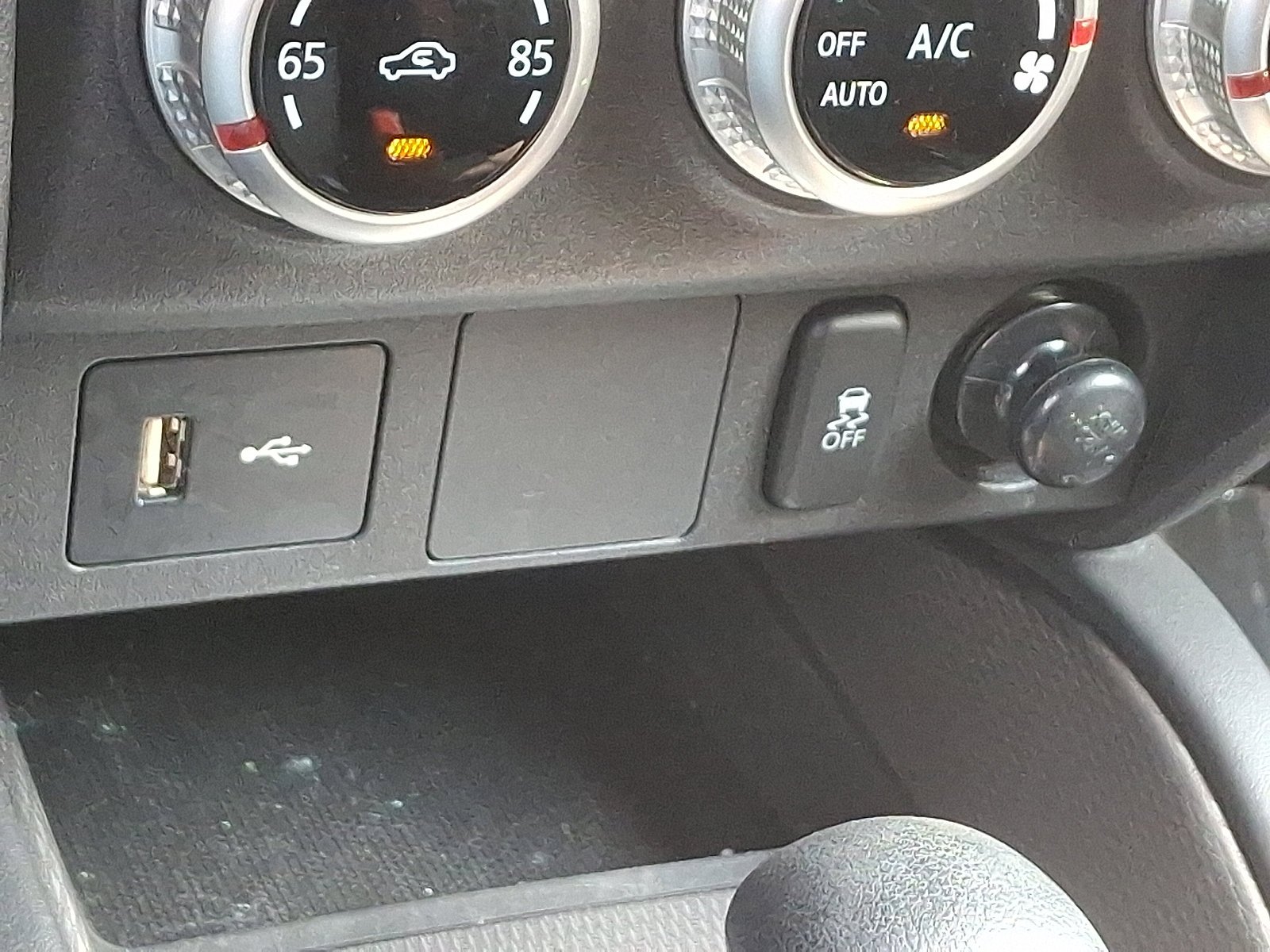 2024 Mitsubishi Outlander Sport ES - Photo 24