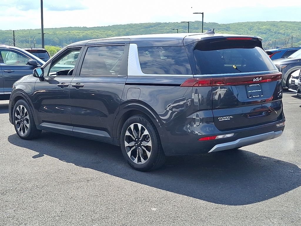Certified Used 2023 Gray Kia EX image 4