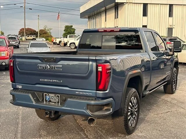 Used 2026  GMC Denali Ultimate image 13