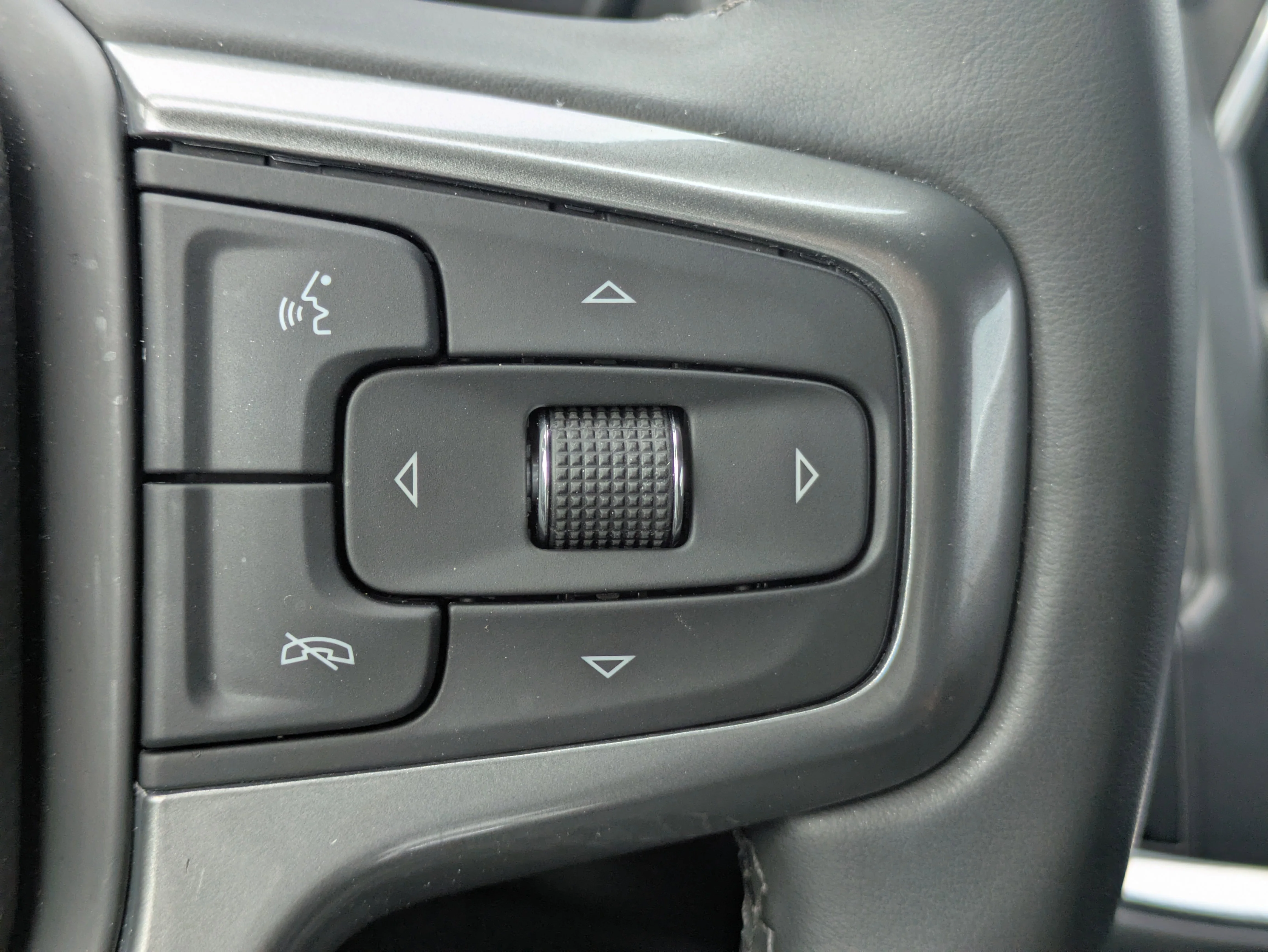 Used 2024 Summit White Chevrolet Z71 w/Luxury Pkg, Leather Quad Buckets, Panoramic Moonroof, & 3rd Row Seat image 28