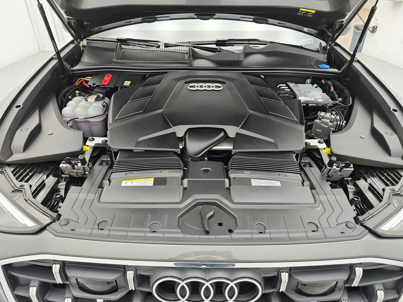 Used 2024 Samurai Gray Metallic Audi Premium Plus 55 TFSI quattro image 17