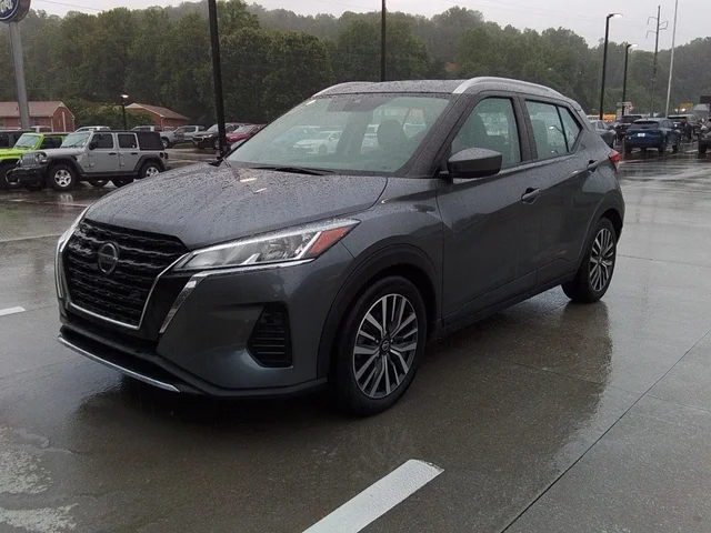 2021 Nissan Kicks SV