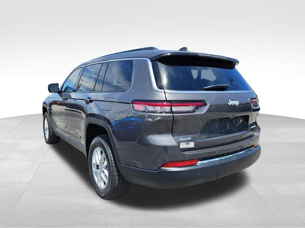 New 2026 Baltic Gray Metallic Clear-Coat Exterior Paint Jeep Laredo image 3