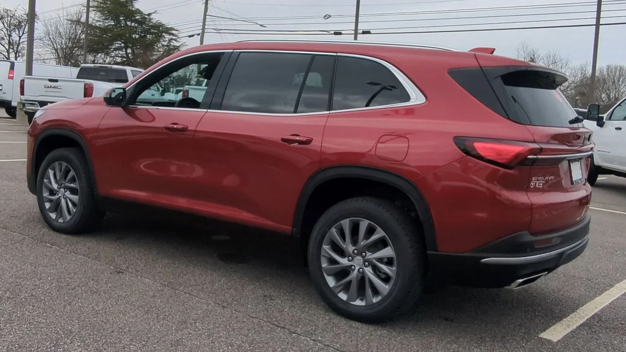 2025 Buick Enclave Preferred - Photo 6