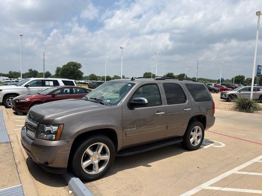 Used 2013 Gray Chevrolet LS image 4