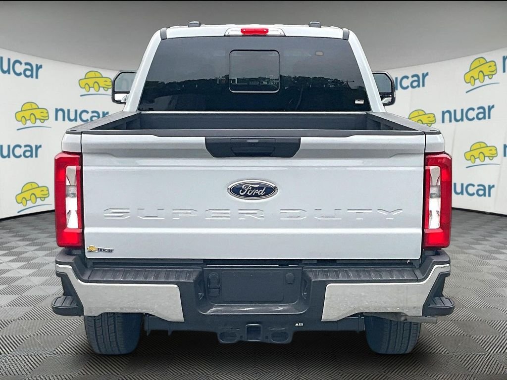 New 2026 Avalanche Ford XLT image 5