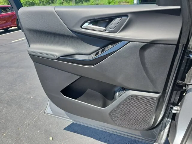 Used 2026 Sterling Gray Metallic Chevrolet LT image 31